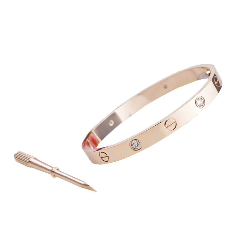 Lucky One Bracelet Vista Shops