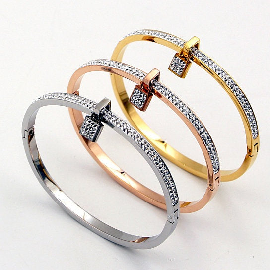 Love Locked Bracelet With A Charm Vista Shops