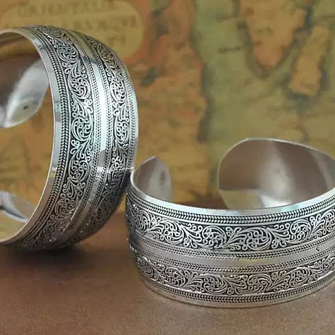Artistry Bracelet Vintage Look with Silver Overlay Vista Shops